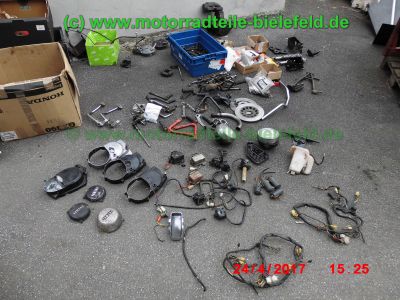 Yamaha_RD200MX_1E8_Teile_Ersatzteile_spare-parts_repuestos_ricambi_-_wie_CS_RX_DT_RD_RS_50_80_100_125_200_M_MX_2R6_1E7_2R7_5G1_12N_1Y8_CS3_CS5-342.jpg