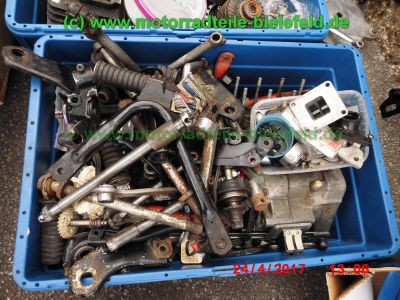 Yamaha_RD200MX_1E8_Teile_Ersatzteile_spare-parts_repuestos_ricambi_-_wie_CS_RX_DT_RD_RS_50_80_100_125_200_M_MX_2R6_1E7_2R7_5G1_12N_1Y8_CS3_CS5-14.jpg