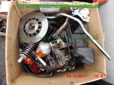 Yamaha_RD200MX_1E8_Teile_Ersatzteile_spare-parts_repuestos_ricambi_-_wie_CS_RX_DT_RD_RS_50_80_100_125_200_M_MX_2R6_1E7_2R7_5G1_12N_1Y8_CS3_CS5-16.jpg