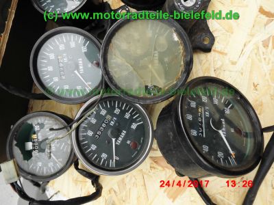 Yamaha_RD200MX_1E8_Teile_Ersatzteile_spare-parts_repuestos_ricambi_-_wie_CS_RX_DT_RD_RS_50_80_100_125_200_M_MX_2R6_1E7_2R7_5G1_12N_1Y8_CS3_CS5-76.jpg