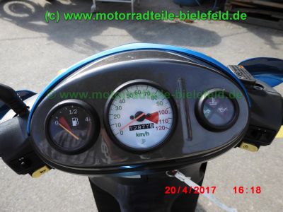 Suzuki_UX50_W_Zillion_Roller_Scooter_wie_AY50_WR_Katana-18.jpg
