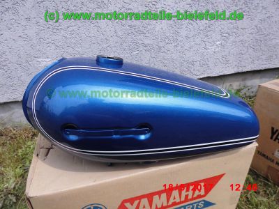 Yamaha_AS3_CS3_CS5_RD125_RD200_RD250_2x_original_NOS_Tank_reservoir_398-24110_39824110-26.jpg