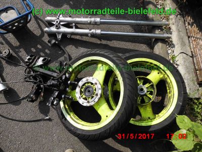 Triumph_Tiger_900_T400_Super-Moto-Umbau_Gabel_Vorderrad_Hinterrad_-_Teile_Ersatzteile_parts_spares_spare-parts_ricambi_repuestos_wie_T300_Trident_Sprint_Daytona_Trophy_900-2.jpg