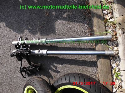 Triumph_Tiger_900_T400_Super-Moto-Umbau_Gabel_Vorderrad_Hinterrad_-_Teile_Ersatzteile_parts_spares_spare-parts_ricambi_repuestos_wie_T300_Trident_Sprint_Daytona_Trophy_900-47.jpg