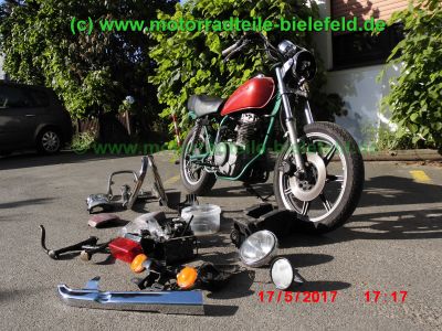 Yamaha_XS400SE_4G5_Twin_Chopper_teilzerlegt_Airbrush_-_Teile_Ersatzteile_parts_spares_spare-parts_ricambi_repuestos_wie_XS_250_360_400_2A2_1U4_1U5-2.jpg