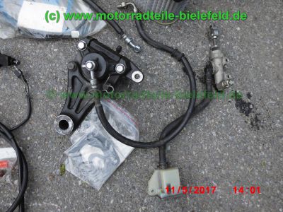 Suzuki_GSX1100G_GV74_A_B_C_D_Kardan-Tourer_-_Teile_Ersatzteile_parts_spares_spare-parts_ricambi_repuestos_original_Auspuff_26D0_e6_0402-10.jpg