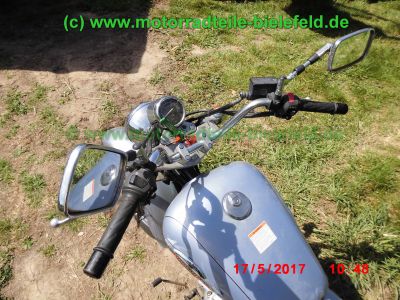 Suzuki_GZ125_Marauder_Chopper_silber-grau_Koffer-System_GIVI_Custom_Collection_-_Teile_Ersatzteile_parts_spares_spare-parts_ricambi_repuestos_wie_GN125_GZ250-15.jpg