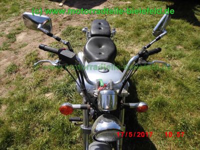 Suzuki_GZ125_Marauder_Chopper_silber-grau_Koffer-System_GIVI_Custom_Collection_-_Teile_Ersatzteile_parts_spares_spare-parts_ricambi_repuestos_wie_GN125_GZ250-60.jpg