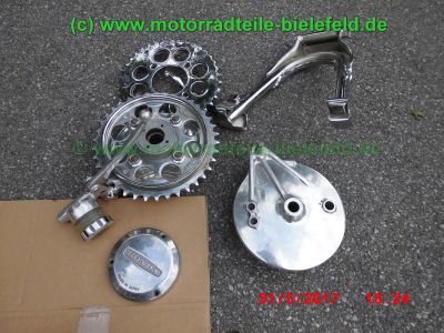 Honda_CB750KZ_RC01_Cafe-Racer_Alu-Tank_Tuning_Chrom_Edelstahl_polierte_Bauteile_KONI-Federbeine_Teile_Ersatzteile_parts_spares_spare-parts_wie_CB_750_900_F_C_Boldor_RC04_RC06_SC01-110.jpg