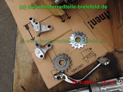 Honda_CB750KZ_RC01_Cafe-Racer_Alu-Tank_Tuning_Chrom_Edelstahl_polierte_Bauteile_KONI-Federbeine_Teile_Ersatzteile_parts_spares_spare-parts_wie_CB_750_900_F_C_Boldor_RC04_RC06_SC01-59.jpg