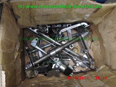 Honda_CB750KZ_RC01_Cafe-Racer_Alu-Tank_Tuning_Chrom_Edelstahl_polierte_Bauteile_KONI-Federbeine_Teile_Ersatzteile_parts_spares_spare-parts_wie_CB_750_900_F_C_Boldor_RC04_RC06_SC01-65.jpg