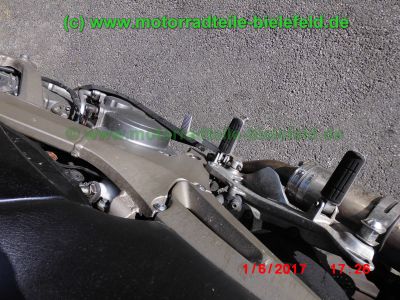 Yamaha_TDM900_RN08_TAKKONI_2-1_Sport-Auspuff_Gabel-Stabilisator_BT_Bulldog_Front_-_Teile_Ersatzteile_parts_spares_spare-parts_ricambi_repuestos_wie_RN11_RN18_TDM850_XTZ750-53.jpg