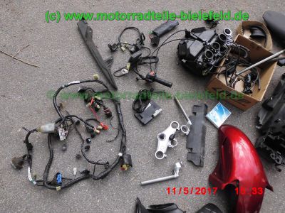 Honda_CBR1100XX_Super_Blackbird_SC35_2001_PGM-FI_weinrot_Teile_Ersatzteile_parts_spares_spare-parts_ricambi_repuestos-12.jpg