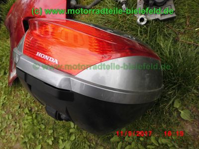 Honda_CBR1100XX_Super_Blackbird_SC35_2001_PGM-FI_weinrot_Teile_Ersatzteile_parts_spares_spare-parts_ricambi_repuestos-227.jpg