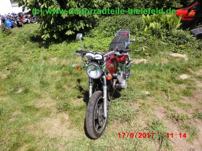 Kawasaki_ZR550B_Zephyr_rot_Gepaecktraeger_HAGON_Federbeine_48PS_Drosselung_Alpha-Technik-55.jpg