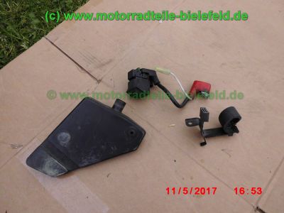 Kawasaki_ZX-9R_Ninja_ZX900E_schwarz_zerlegt_Restteile_Motor_engine_-_Teile_Ersatzteile_parts_spares_spare-parts_ricambi_wie_ZX9R_ZX900_C_D_F-185.jpg