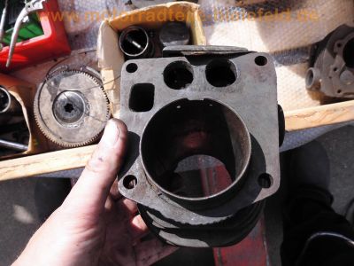 Zündapp_K500_Oldtimer_Veteran_Motor-_und__Getriebe-Ersatzteile_engine_spare-parts_-_no_K800_KS500_KS600_KS601_102.jpg
