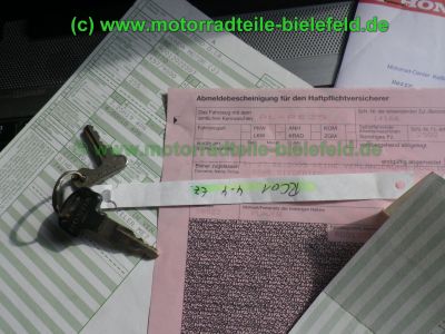 Honda_CB750KZ_RC01_EZ79_blau_teilzerlegt_original_4-4_Auspuff_Sankei_2043_-_Teile_Ersatzteile_parts_spares_spare-parts_ricambi_repuestos_wie_CB_750_900_KZ_F_F2_Boldor_RC04_SC01_SC09-112.jpg