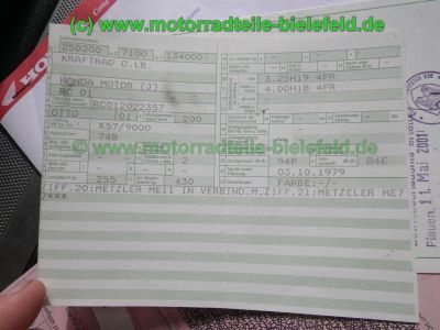 Honda_CB750KZ_RC01_EZ79_blau_teilzerlegt_original_4-4_Auspuff_Sankei_2043_-_Teile_Ersatzteile_parts_spares_spare-parts_ricambi_repuestos_wie_CB_750_900_KZ_F_F2_Boldor_RC04_SC01_SC09-113.jpg