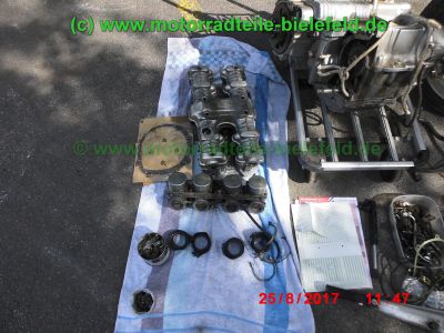 Honda_CB750KZ_RC01_EZ79_blau_teilzerlegt_original_4-4_Auspuff_Sankei_2043_-_Teile_Ersatzteile_parts_spares_spare-parts_ricambi_repuestos_wie_CB_750_900_KZ_F_F2_Boldor_RC04_SC01_SC09-38.jpg