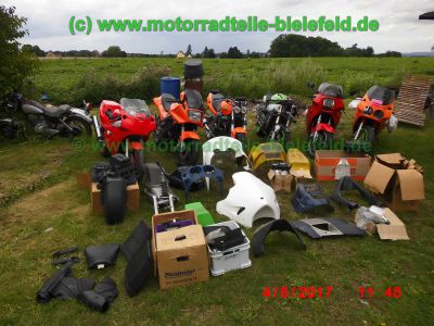 Kawasaki_ZXR_750_H2_ZX750H_rot_Rennstrecke_race_track_Renn-Verkleidung_-_Teile_Ersatzteile_parts_spares_spare-parts_ricambi_repuestos_wie_ZXR750H1-1.jpg