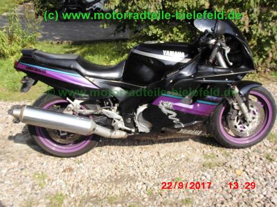 Yamaha_FZR1000_3GM_EXUP_schwarz-lila_144PS_2Hd_HU_06-2019_USD-Gabel_gepflegt_unverbastelt_–_wie_3LE_3LF_3LK-48.jpg
