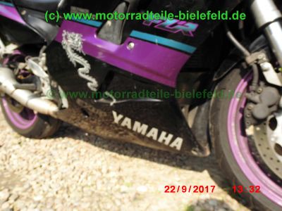 Yamaha_FZR1000_3GM_EXUP_schwarz-lila_144PS_2Hd_HU_06-2019_USD-Gabel_gepflegt_unverbastelt_–_wie_3LE_3LF_3LK-65.jpg