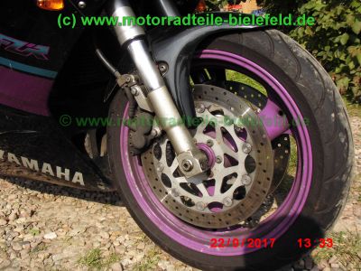 Yamaha_FZR1000_3GM_EXUP_schwarz-lila_144PS_2Hd_HU_06-2019_USD-Gabel_gepflegt_unverbastelt_–_wie_3LE_3LF_3LK-68.jpg