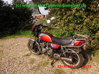Yamaha_XJ550_4V8_rot_Oldtimer_original_Schuh_Gepaecktraeger_Koffertraeger_Halbschalen-Verkleidung_Windschild_Sturzbuegel_Teile_Ersatzteile_parts_spares_spare-parts_ricambi_repuestos-2.jpg