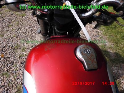 Yamaha_XJ550_4V8_rot_Oldtimer_original_Schuh_Gepaecktraeger_Koffertraeger_Halbschalen-Verkleidung_Windschild_Sturzbuegel_Teile_Ersatzteile_parts_spares_spare-parts_ricambi_repuestos-37.jpg