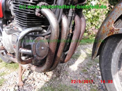 Yamaha_XJ550_4V8_rot_Oldtimer_original_Schuh_Gepaecktraeger_Koffertraeger_Halbschalen-Verkleidung_Windschild_Sturzbuegel_Teile_Ersatzteile_parts_spares_spare-parts_ricambi_repuestos-81.jpg