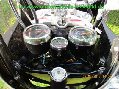 Suzuki_GSX1100G_GV74A_bronze_Kardan-Tourer_WP-Federn_Stahlflex_Weiss_Halbschalen_-Verkleidung_Sturzbuegel_Hepco-Becker_Gepaecktraeger_Koffertraeger_Motor_V718_1127ccm-56.jpg