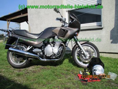 Suzuki_GSX1100G_GV74A_bronze_Kardan-Tourer_WP-Federn_Stahlflex_Weiss_Halbschalen_-Verkleidung_Sturzbuegel_Hepco-Becker_Gepaecktraeger_Koffertraeger_Motor_V718_1127ccm-7.jpg
