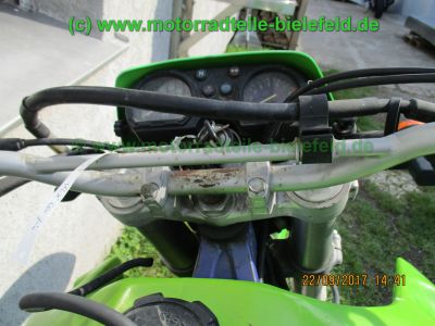 Kawasaki_KLX650C_Hard-Enduro_gruen_1Hd_33kW_EZ93_ausser_Betrieb_2006_USD-Gabel_grosser_Acerbis-Tank_Motor_-82.jpg