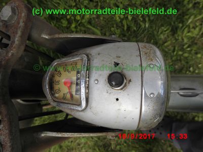 Rabeneick_Binetta_50_Oldtimer_Mofa_Moped_1955_seit_1963_ausser_Betrieb_-_mit_Zuendapp_Motor_25-5_wie_Combinette_404_405_406-62.jpg