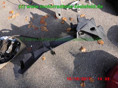 Yamaha_FZS600_Fazer_RJ02_rot_zerlegt_-_Ersatzteile_Teile_parts_spares_spare-parts_ricambi_repuestos_wie_FZ1_FZ6_FZR600R_YZF600R-119.jpg