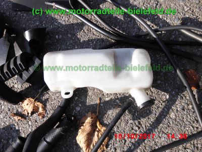 Yamaha_FZS600_Fazer_RJ02_rot_zerlegt_-_Ersatzteile_Teile_parts_spares_spare-parts_ricambi_repuestos_wie_FZ1_FZ6_FZR600R_YZF600R-160.jpg