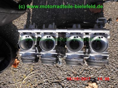 Yamaha_FZS600_Fazer_RJ02_rot_zerlegt_-_Ersatzteile_Teile_parts_spares_spare-parts_ricambi_repuestos_wie_FZ1_FZ6_FZR600R_YZF600R-163.jpg