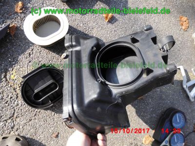 Yamaha_FZS600_Fazer_RJ02_rot_zerlegt_-_Ersatzteile_Teile_parts_spares_spare-parts_ricambi_repuestos_wie_FZ1_FZ6_FZR600R_YZF600R-177.jpg