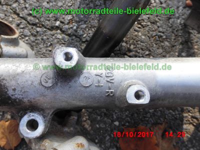 Yamaha_FZS600_Fazer_RJ02_rot_zerlegt_-_Ersatzteile_Teile_parts_spares_spare-parts_ricambi_repuestos_wie_FZ1_FZ6_FZR600R_YZF600R-85.jpg