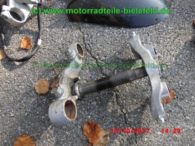 Yamaha_FZS600_Fazer_RJ02_rot_zerlegt_-_Ersatzteile_Teile_parts_spares_spare-parts_ricambi_repuestos_wie_FZ1_FZ6_FZR600R_YZF600R-88.jpg