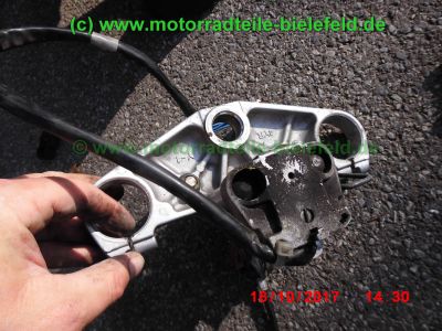 Yamaha_FZS600_Fazer_RJ02_rot_zerlegt_-_Ersatzteile_Teile_parts_spares_spare-parts_ricambi_repuestos_wie_FZ1_FZ6_FZR600R_YZF600R-94.jpg