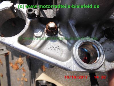 Yamaha_FZS600_Fazer_RJ02_rot_zerlegt_-_Ersatzteile_Teile_parts_spares_spare-parts_ricambi_repuestos_wie_FZ1_FZ6_FZR600R_YZF600R-95.jpg