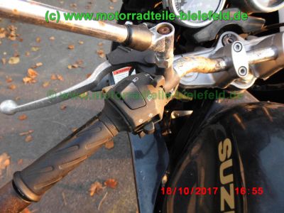 Suzuki_GSF600S_Bandit_GN77B_schwarz_GIVI-Koffertraeger_Gepaecksystem_-_Ersatzteile_Teile_parts_spares_spare-parts_ricambi_repuestos_wie_WVA8_GSX_600_750_F_GN72B_GR78A_GSF_1200_WVA9_GV75A-111.jpg