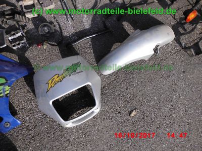 Honda_NX650_Dominator_RD08_zerlegt_blau-grau_RFVC_Motor_-_Ersatzteile_Teile_parts_spares_spare-parts_ricambi_repuestos_wie_RD02_-8.jpg