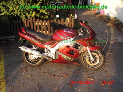 Suzuki_RF900R_GT73A_rot_55tkm_unfallfrei_Marving_Carboniox_4-1_Auspuff_Lucas_Sport-Fussrasten-56.jpg