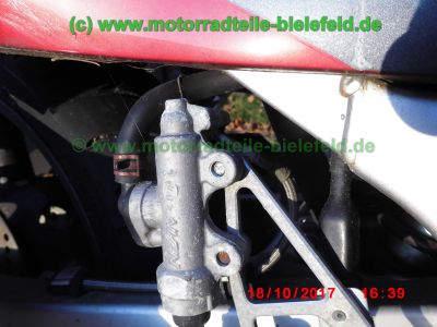Suzuki_RF900R_GT73A_rot_55tkm_unfallfrei_Marving_Carboniox_4-1_Auspuff_Lucas_Sport-Fussrasten-75.jpg