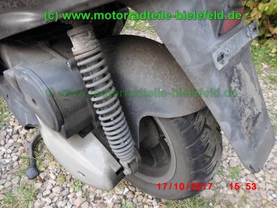 Yamaha_YP125_Majesty_SE06_grau_-_Ersatzteile_Teile_parts_spares_spare-parts_ricambi_repuestos_wie_Cygnus_Maxster_SE03_SE05_MBK_Skyliner_125_SE02_SE06_Flame_Thunder_-26.jpg