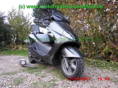Yamaha_YP125_Majesty_SE06_grau_-_Ersatzteile_Teile_parts_spares_spare-parts_ricambi_repuestos_wie_Cygnus_Maxster_SE03_SE05_MBK_Skyliner_125_SE02_SE06_Flame_Thunder_-40.jpg