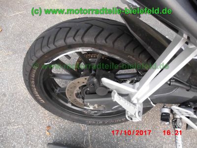 Yamaha_YZF-R125_ABS_RE11_EZ_2016_–_5D7_Ersatzteile_Teile_parts_spares_spare-parts_ricambi_repuestos_wie_YZFR125_RE06_ab_2008-88.jpg